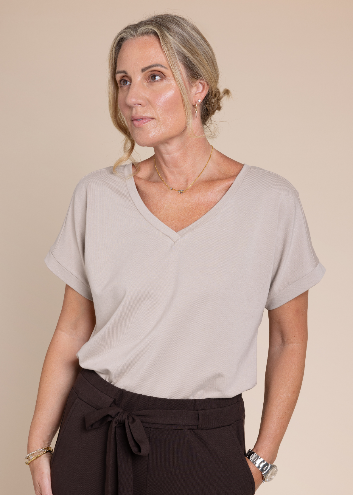 ATHENA v-neck, short sleeve top, taupe