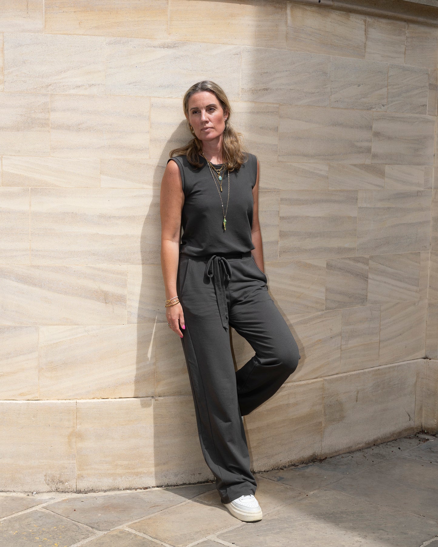 HERO sleeveless top, olive (SALE)