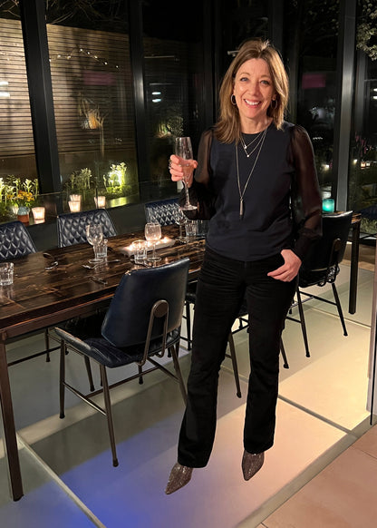 DAPHNE sheer sleeve top, navy