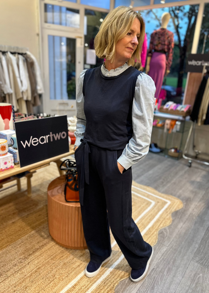 HERO sleeveless top, navy (SALE)