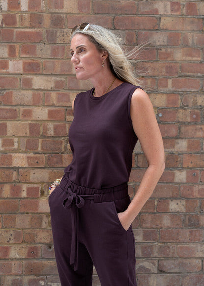 HERO sleeveless top, burgundy
