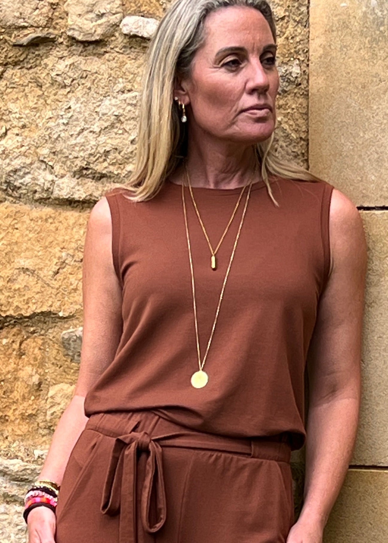 HERO sleeveless top, praline