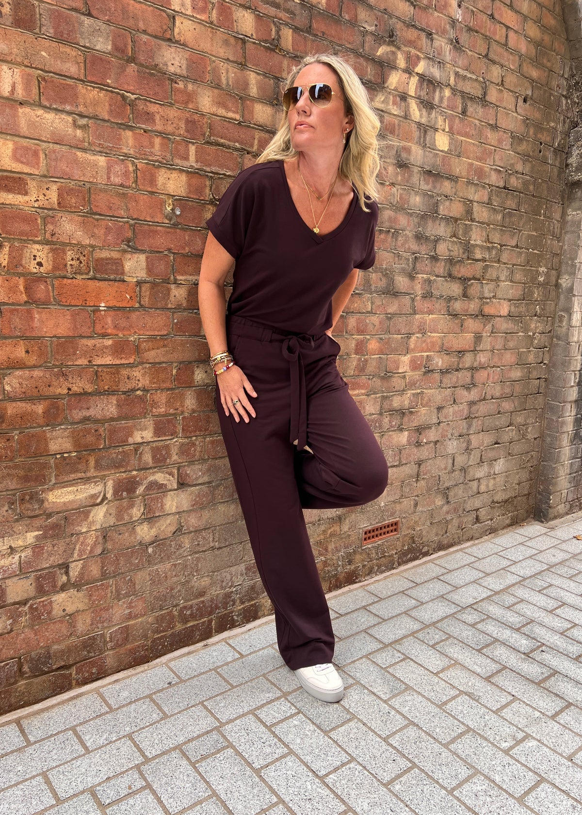 ATHENA v-neck, short sleeve top, burgundy