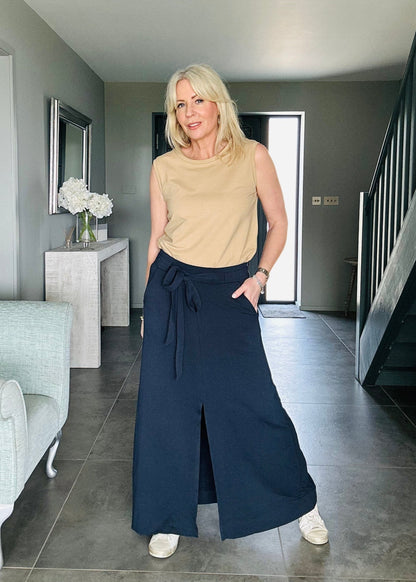 HERO sleeveless top, camel