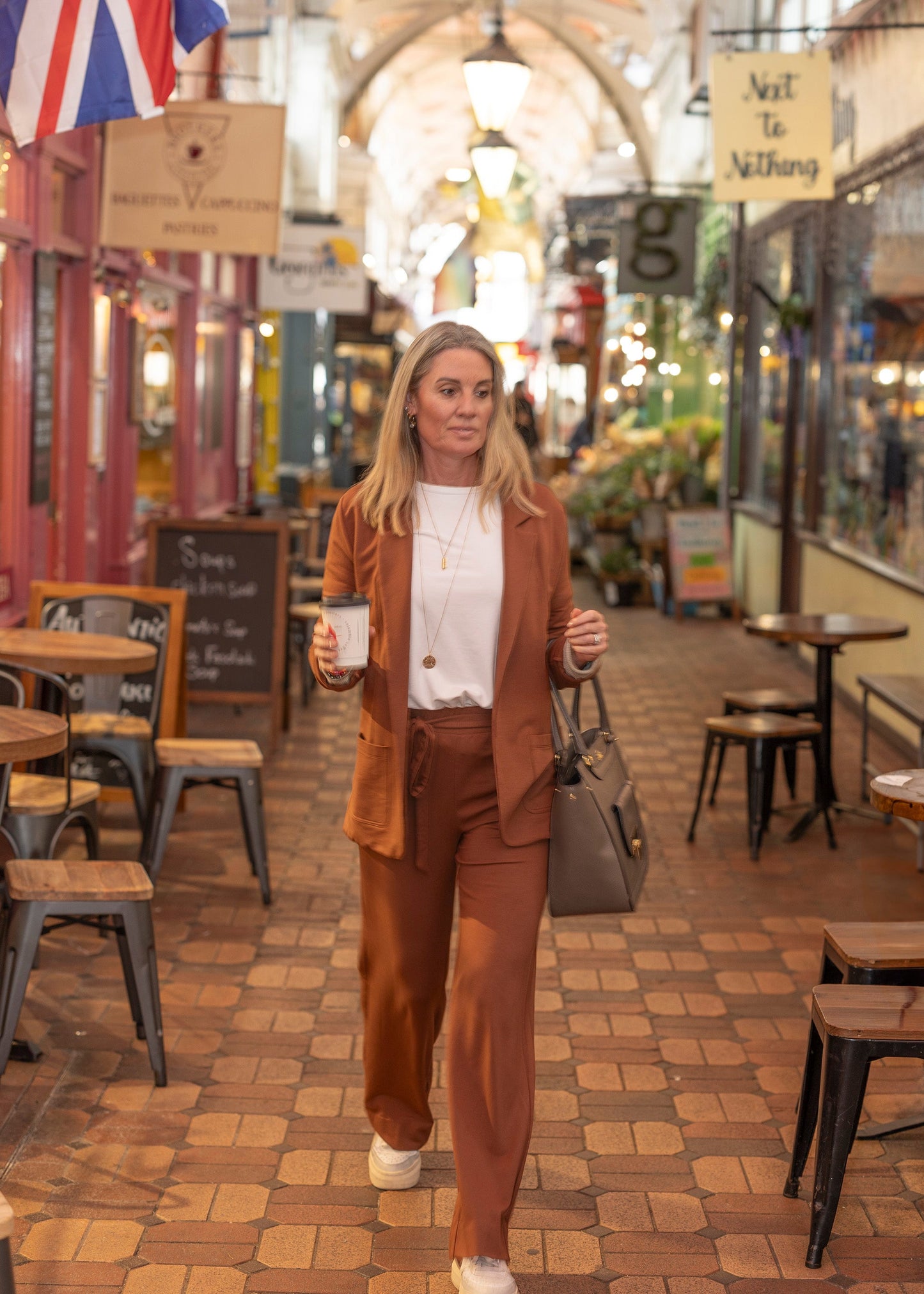 GODDESS wide leg trousers, praline