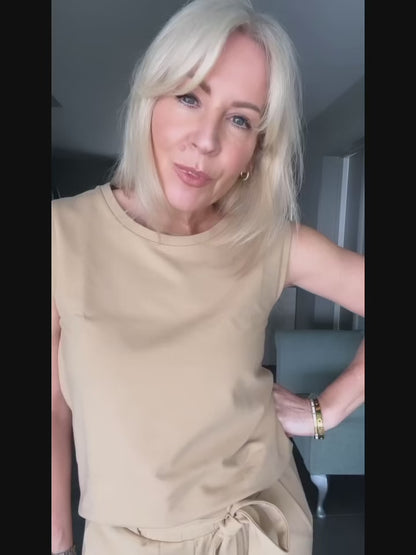 HERO sleeveless top, camel